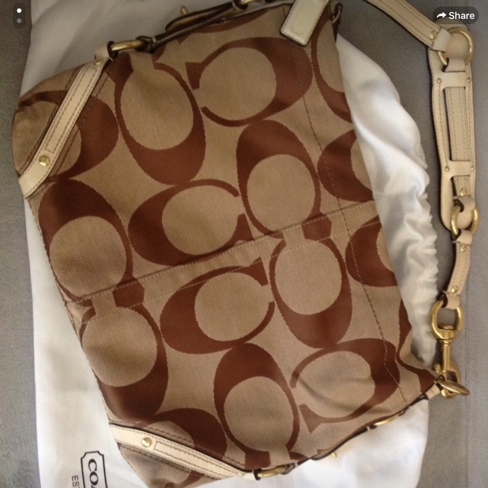 Coach CARLY large bag, NEGOTIABLE